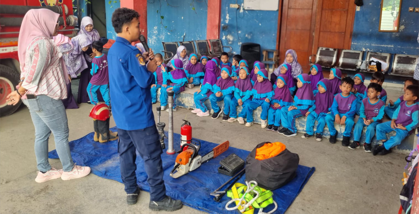 Damkar Kota Serang Edukasi Dini Pencegahan dan Penyelamatan Kebakaran