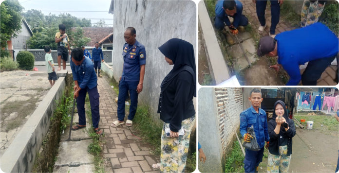 Evakuasi Anak Ayam dalam Goronggorong di Cipocok Jaya