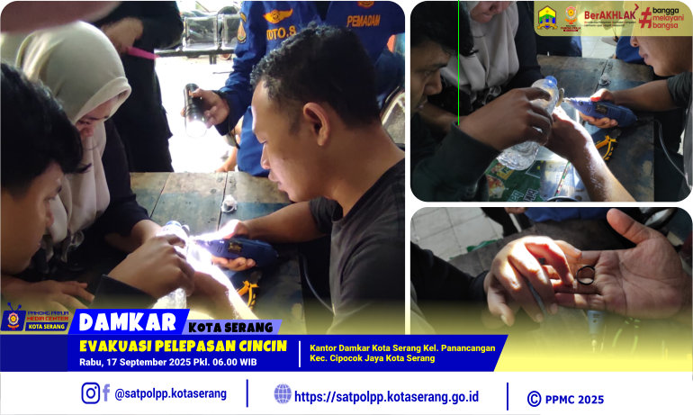 Evakuasi Pelepasan Cincin di Kantor Damkar Kota Serang