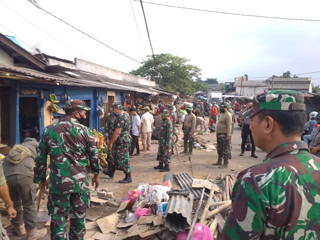 Penertiban dan Penataan Pasar Rau bersama TNI, Polri dan Pemerintah Kota Serang