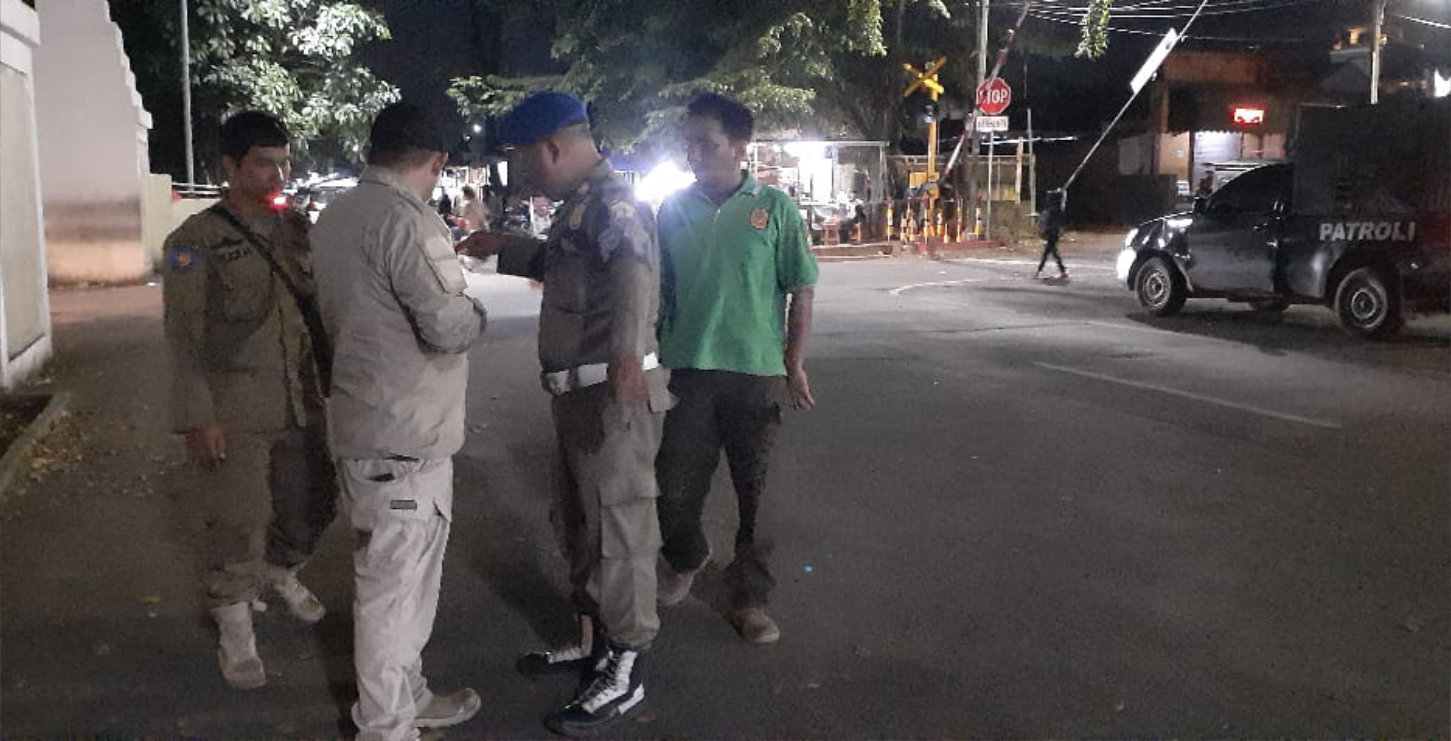 Patroli Malam Stadion Maulana Yusuf