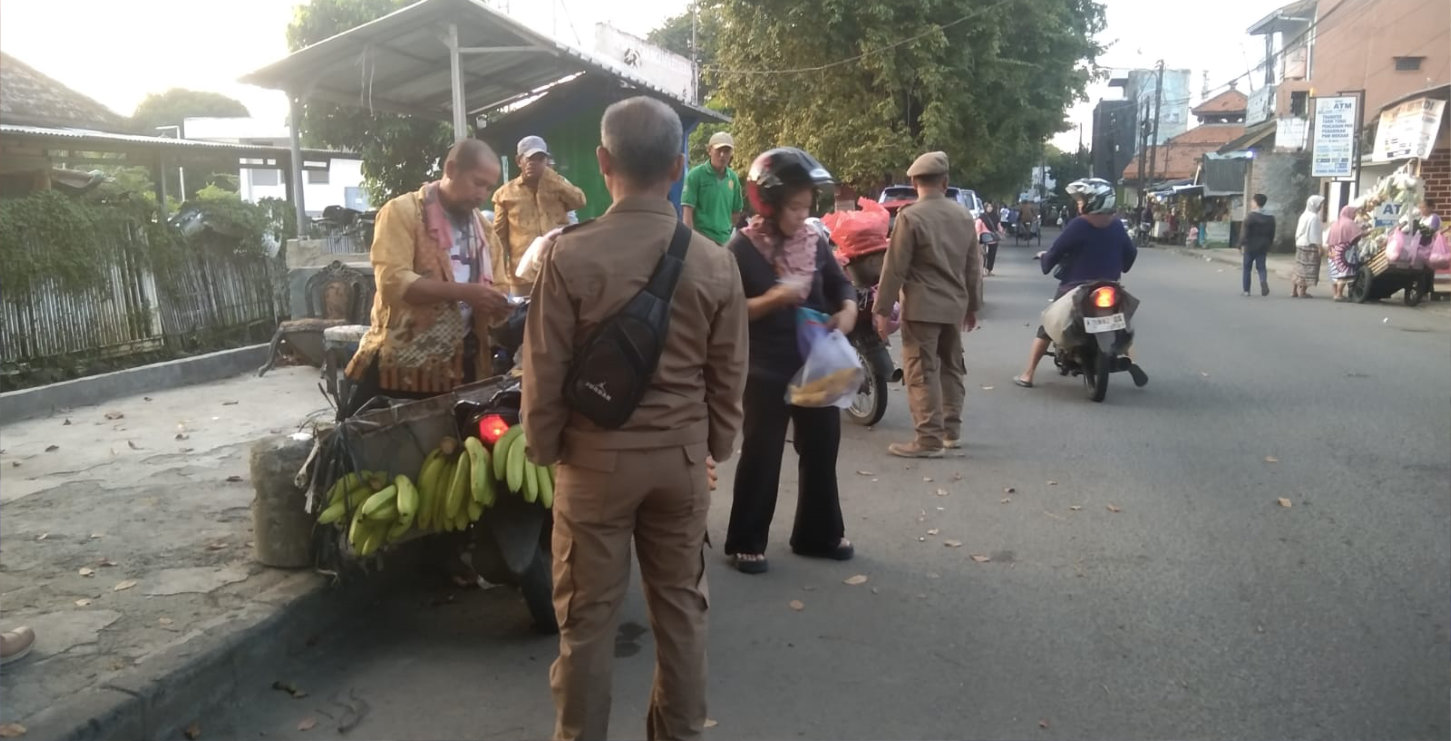 Patroli Rutin PKL Area Taman Sari