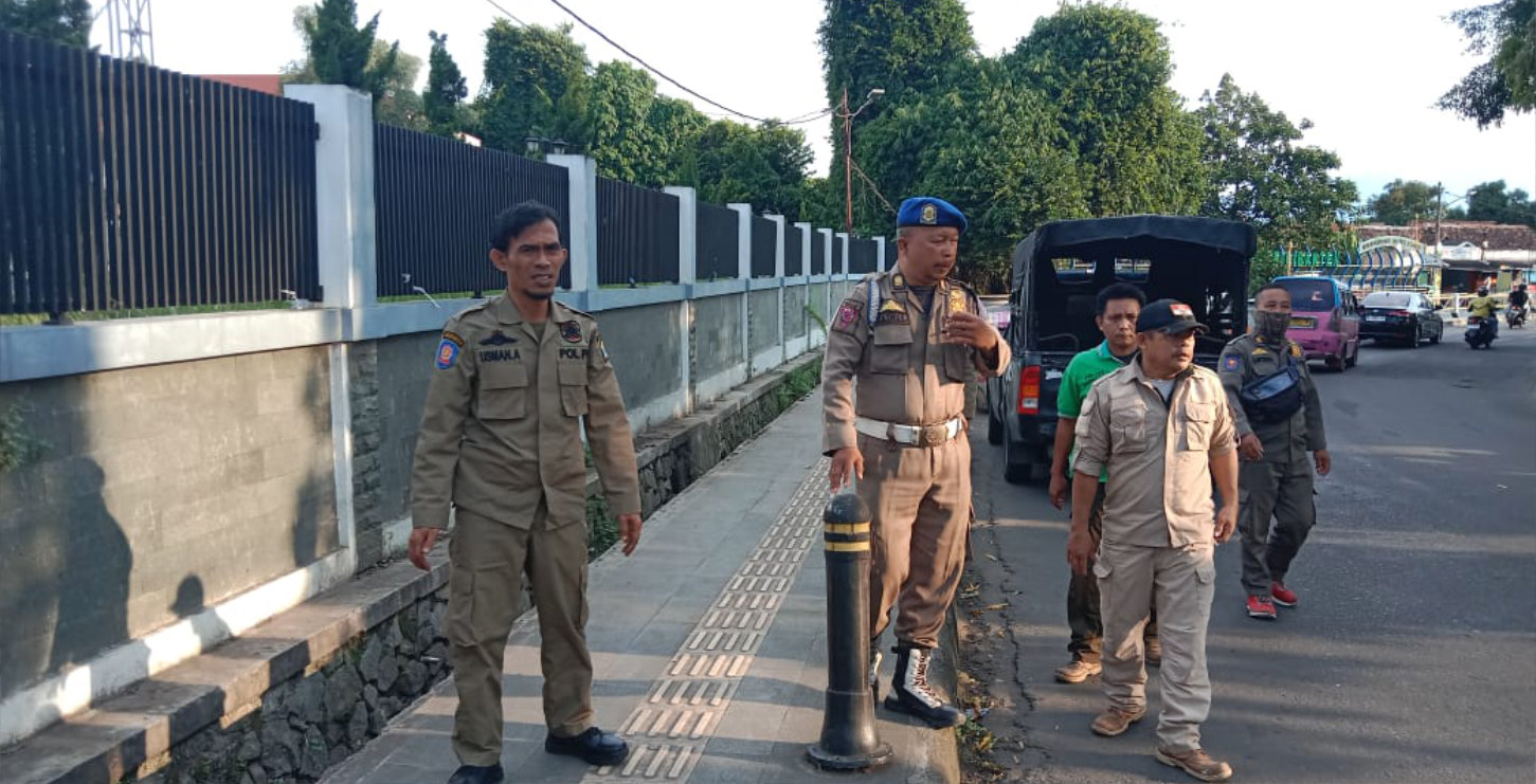 Patroli Sore Gedung Juang 45