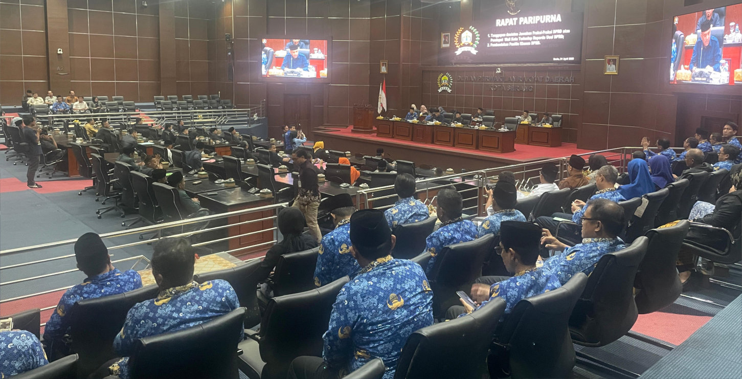 Rapat Paripurna di DPRD Kota Serang