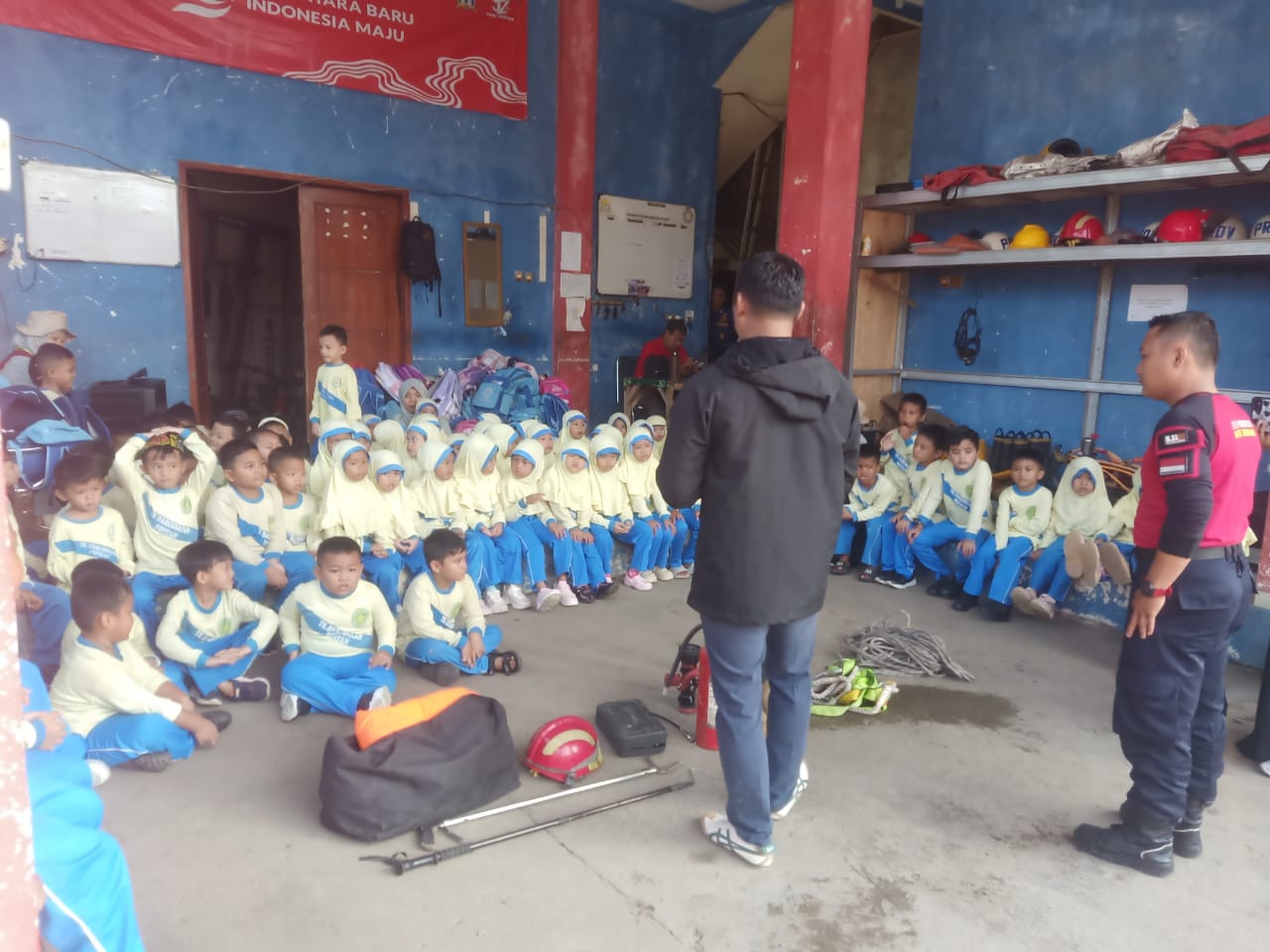 Damkar Kota Serang Sasar Anak TK, Edukasi Pengenalan Bahaya Kebakaran Sejak Dini